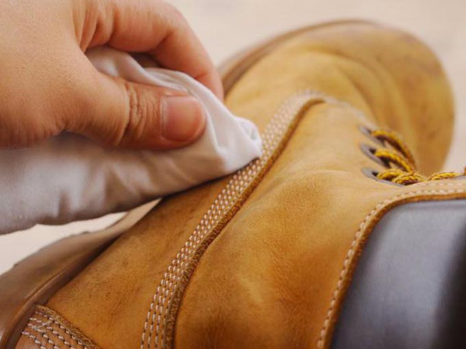 Limpiar el calzado y prendas de ante y nobuck? Info aquí