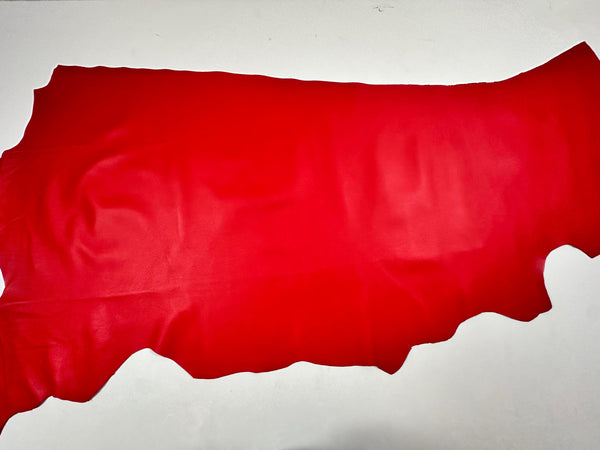 PIEL DE VACUNO ROJO