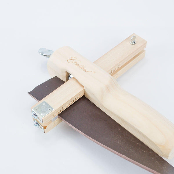 MANUAL STRIPS AND STRAPS CUTTER