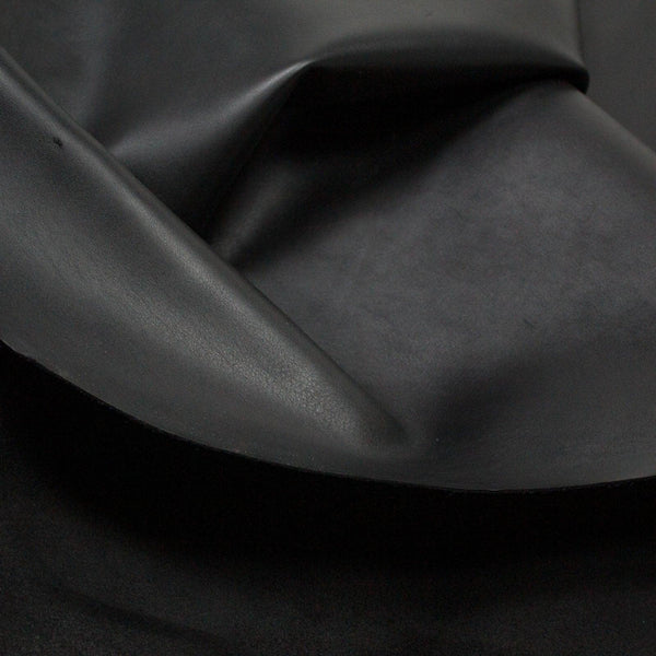 PIEL DE VACUNO SEMIBOMBEADO NEGRO