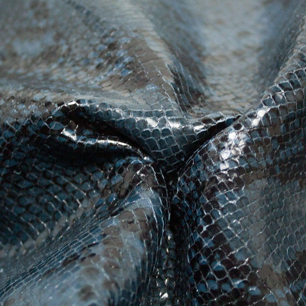 AGED SEA PITON SNAKE ENGRAVING SKIN