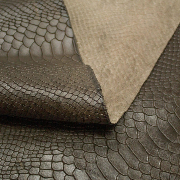 AGED BROWN SNAKE ENGRAVING SKIN