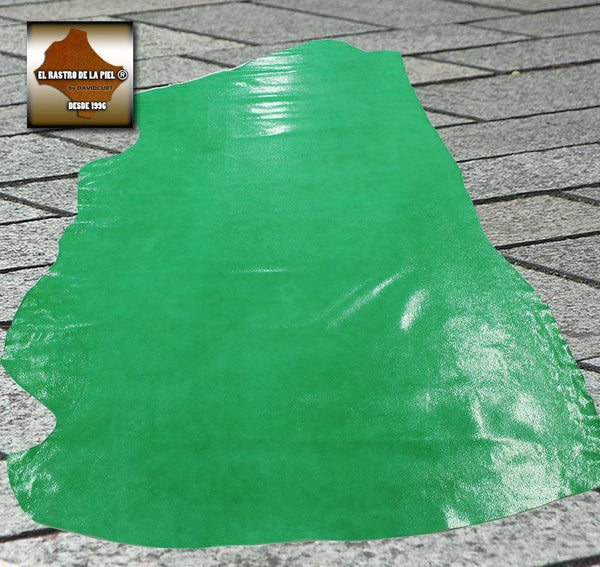 PIEL DE VACUNO GRABADO LAGARTO FLUOR