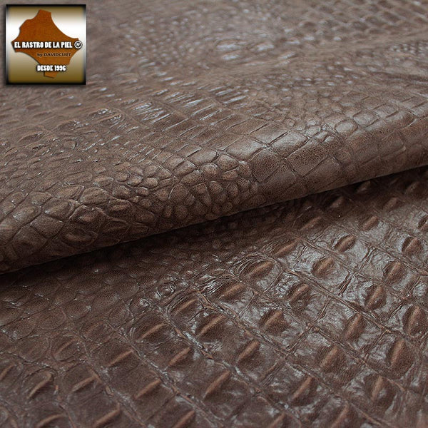 BROWN BROWN CROCODILE EMBOSSED LEATHER WEARED REF. CO-578-14
